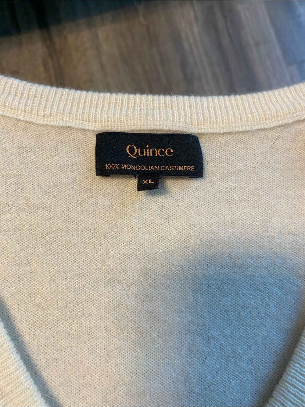 Quince XL Cashmere V Neck Sweater in Cream - Picture 3 of 3
